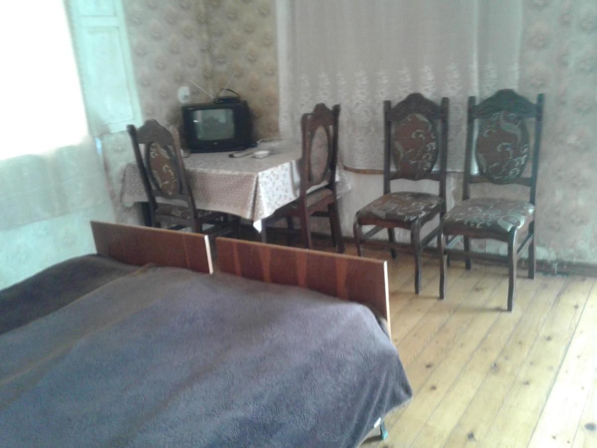 Levani'S Guesthouse Zugdidi Luaran gambar