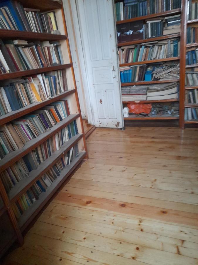 Levani'S Guesthouse Zugdidi Luaran gambar