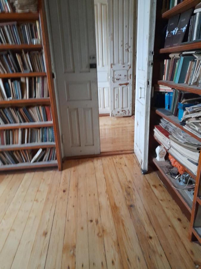 Levani'S Guesthouse Zugdidi Luaran gambar
